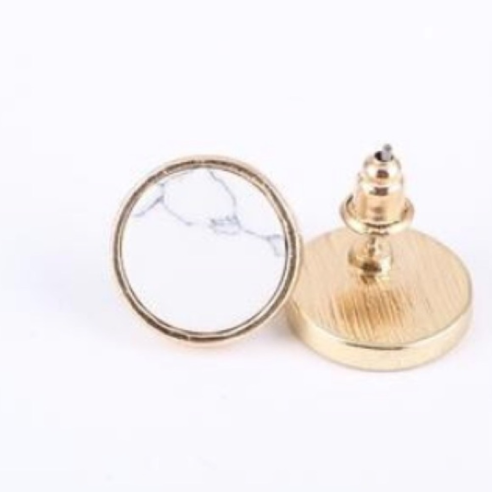 NEW!๐๐MODERN MINIMALIST WHITE GOLDEN CIRCLES๐๐ - Picture 6 of 7